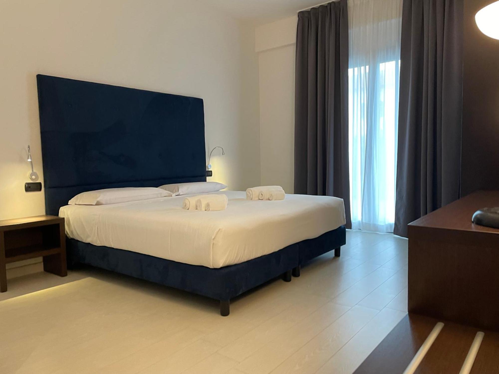 Maestrale Resort Hotel - Grosseto Exteriör bild